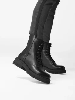 5th Avenue Schnürboots